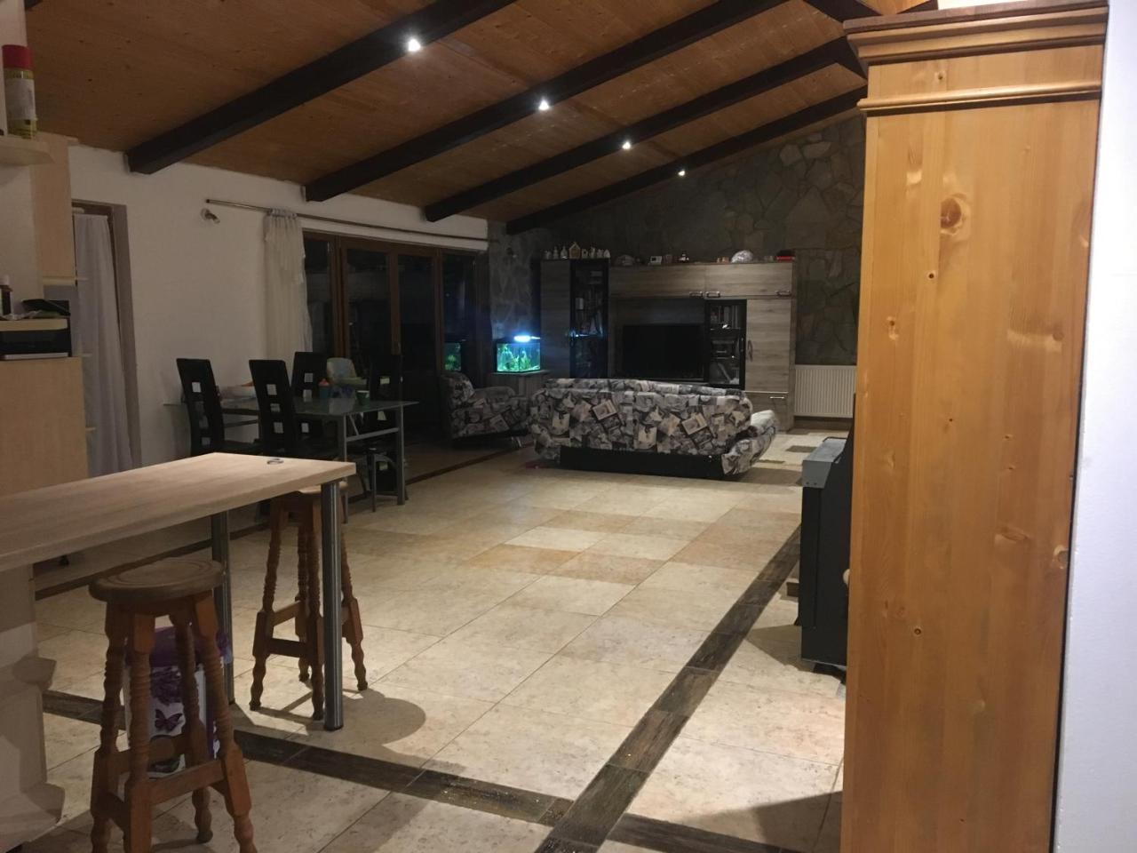 Old Stone Villa Obarok 외부 사진