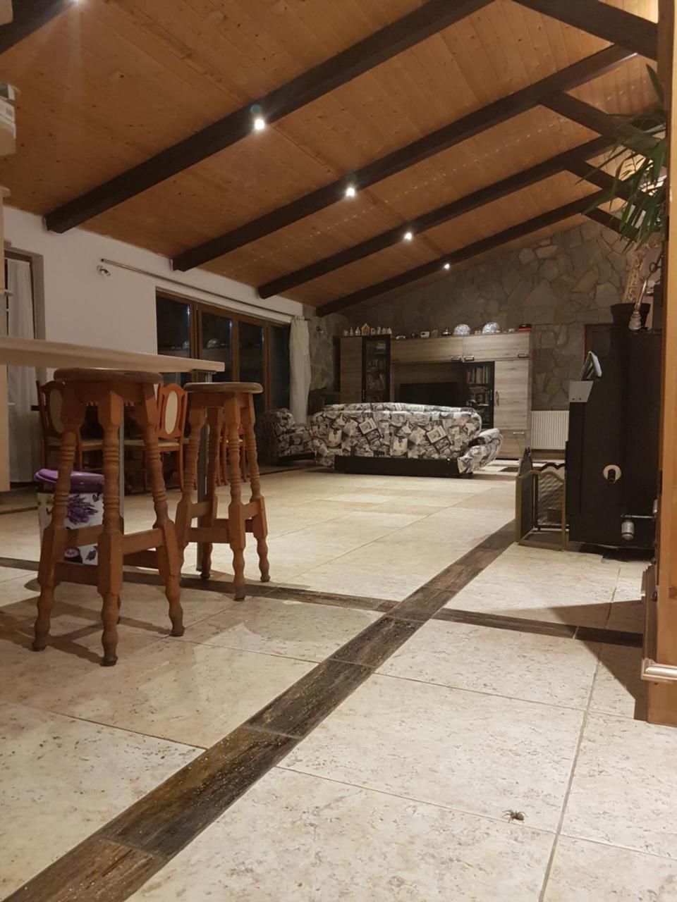 Old Stone Villa Obarok 외부 사진