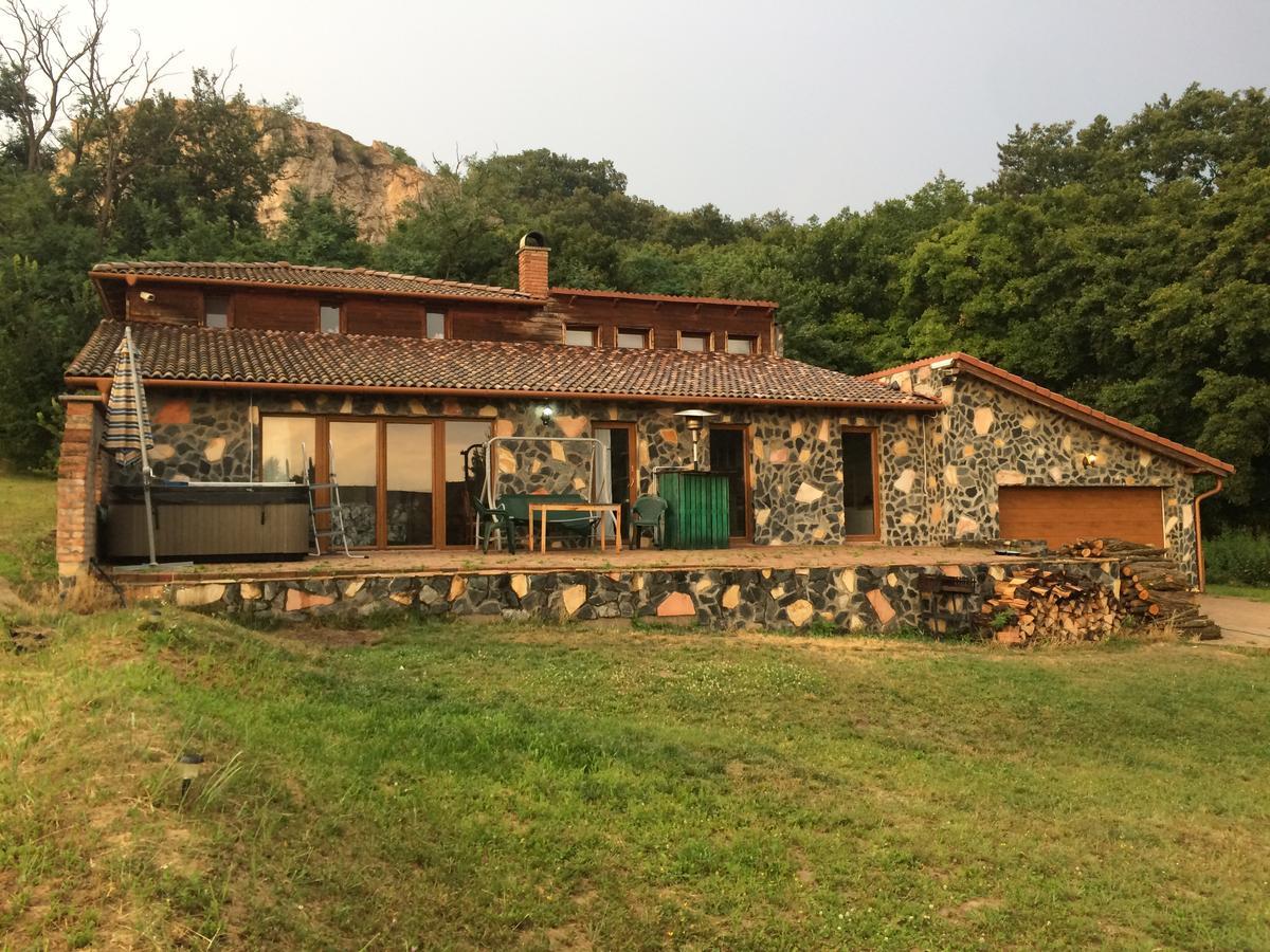 Old Stone Villa Obarok 외부 사진