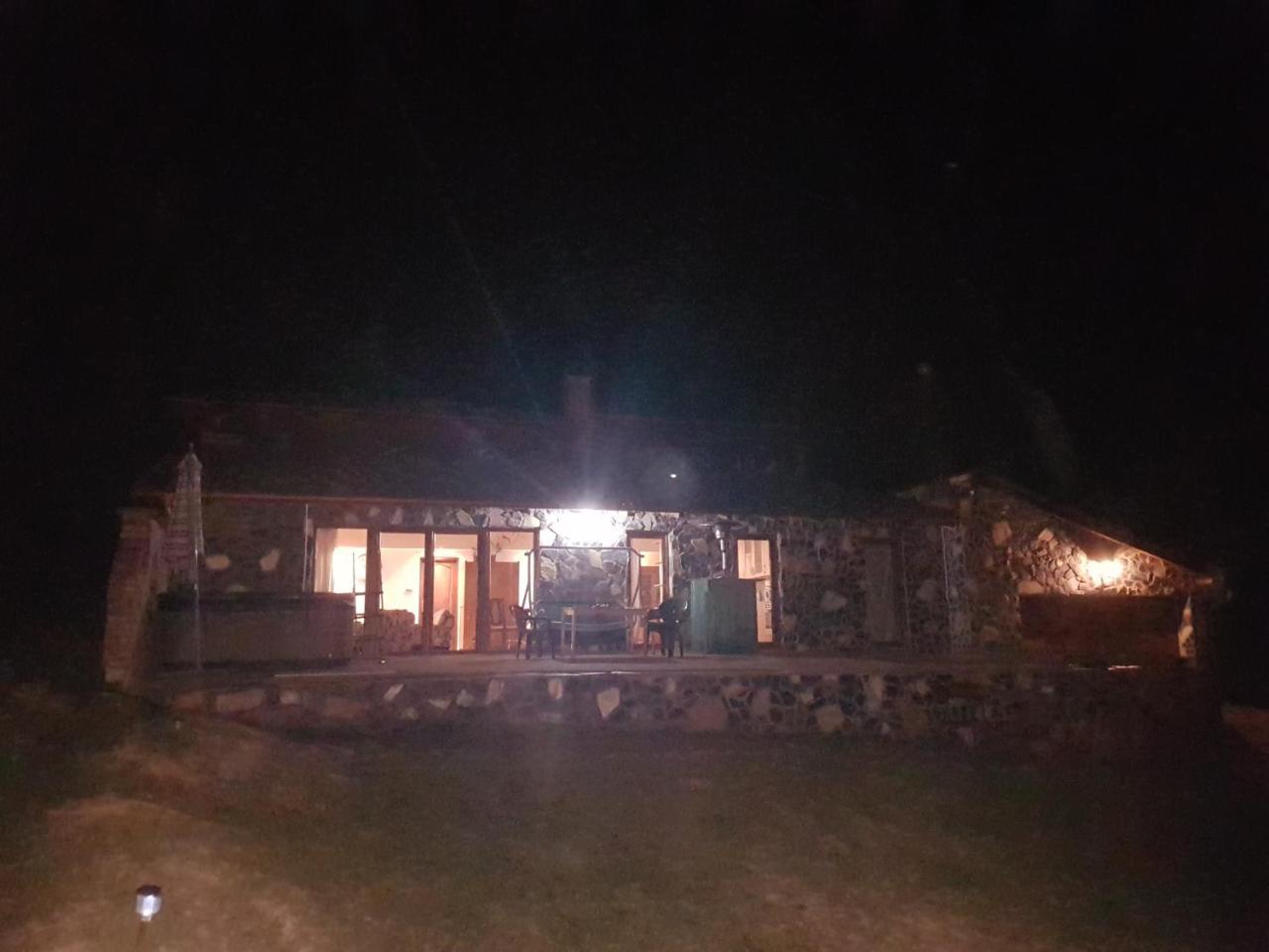 Old Stone Villa Obarok 외부 사진
