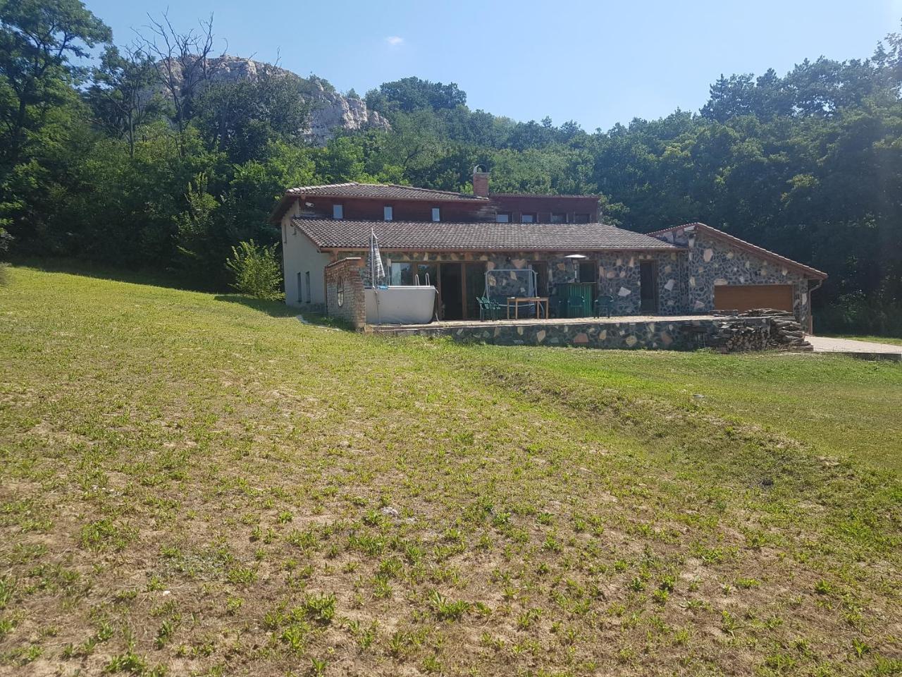 Old Stone Villa Obarok 외부 사진